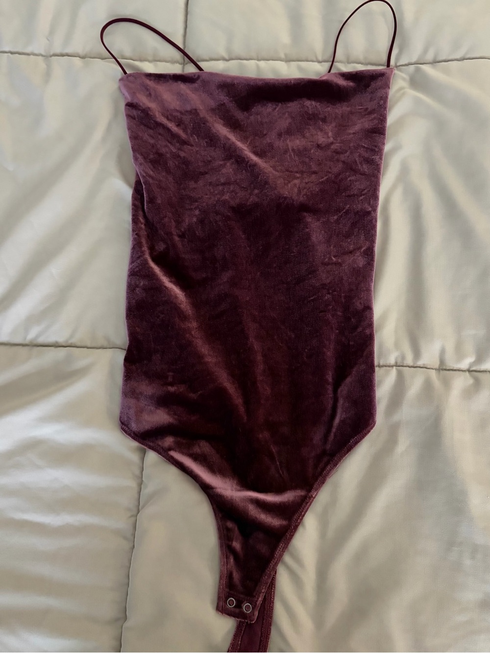 Abercrombie & Fitch Girls Velvet Spaghetti-Strap One-Piece in Burgundy